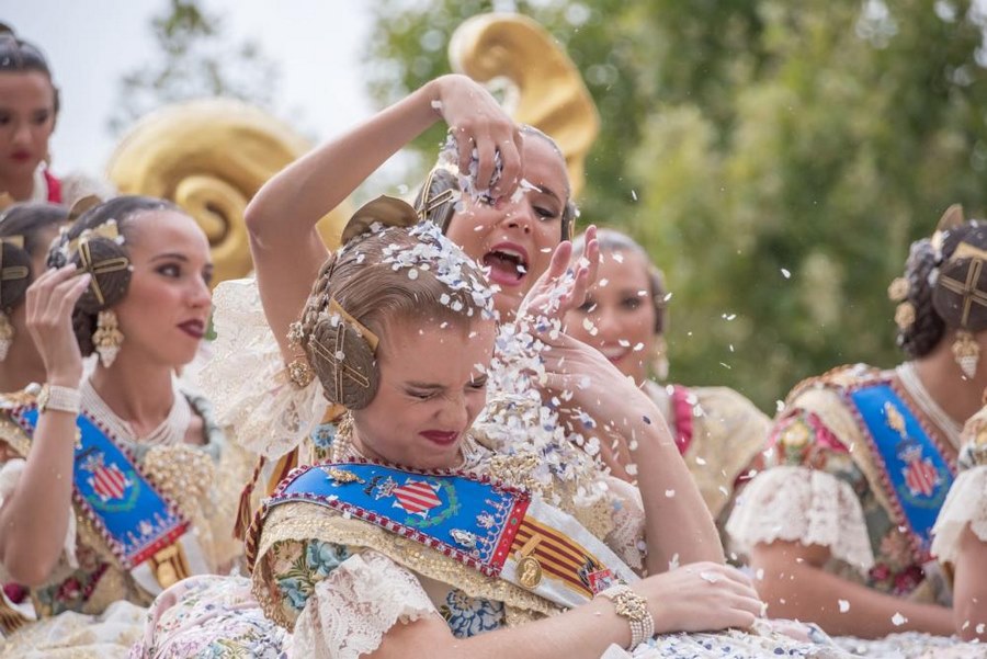 Fallera Mayor de Valencia 2019 y Corte de Honor